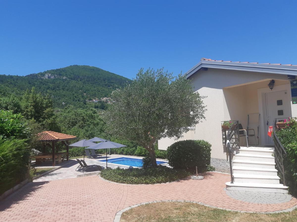 Apartment Opatija Lovran Eksteriør bilde