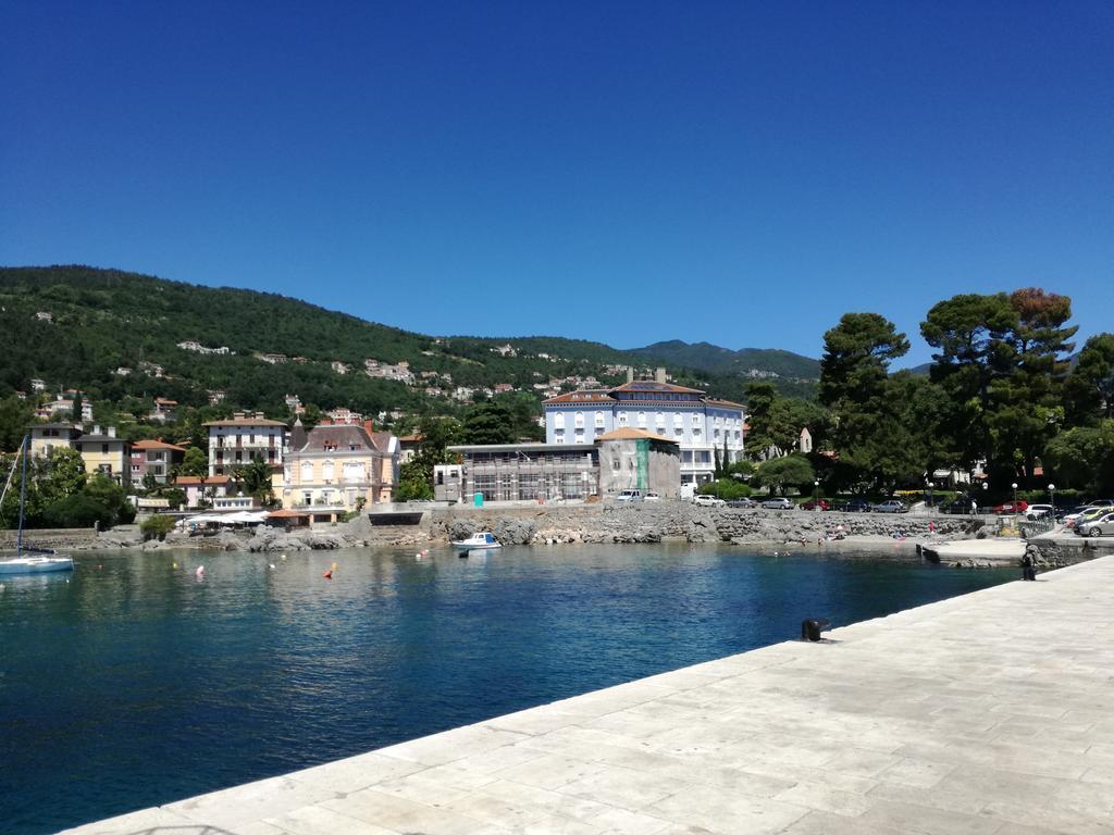 Apartment Opatija Lovran Eksteriør bilde